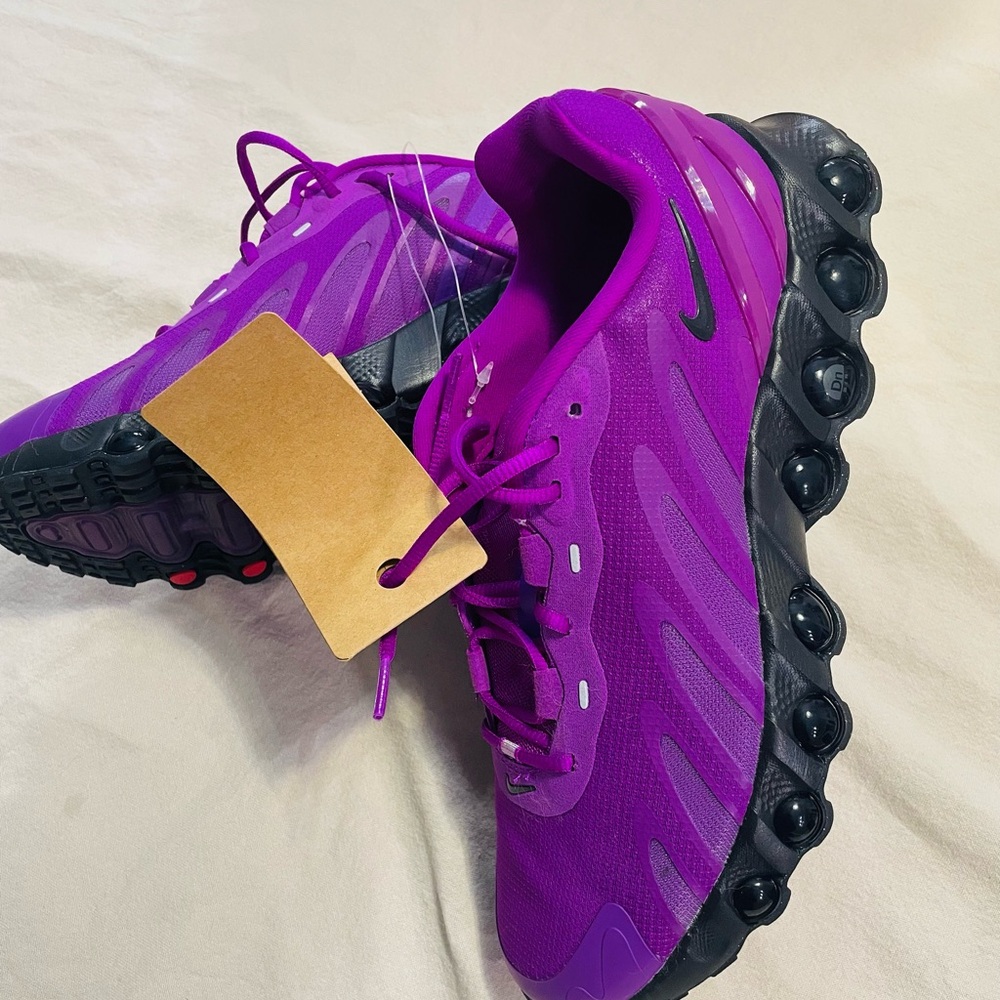 Nike Women's Purple Athletic Shoes